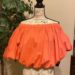 Off the shoulders crop top! Coral